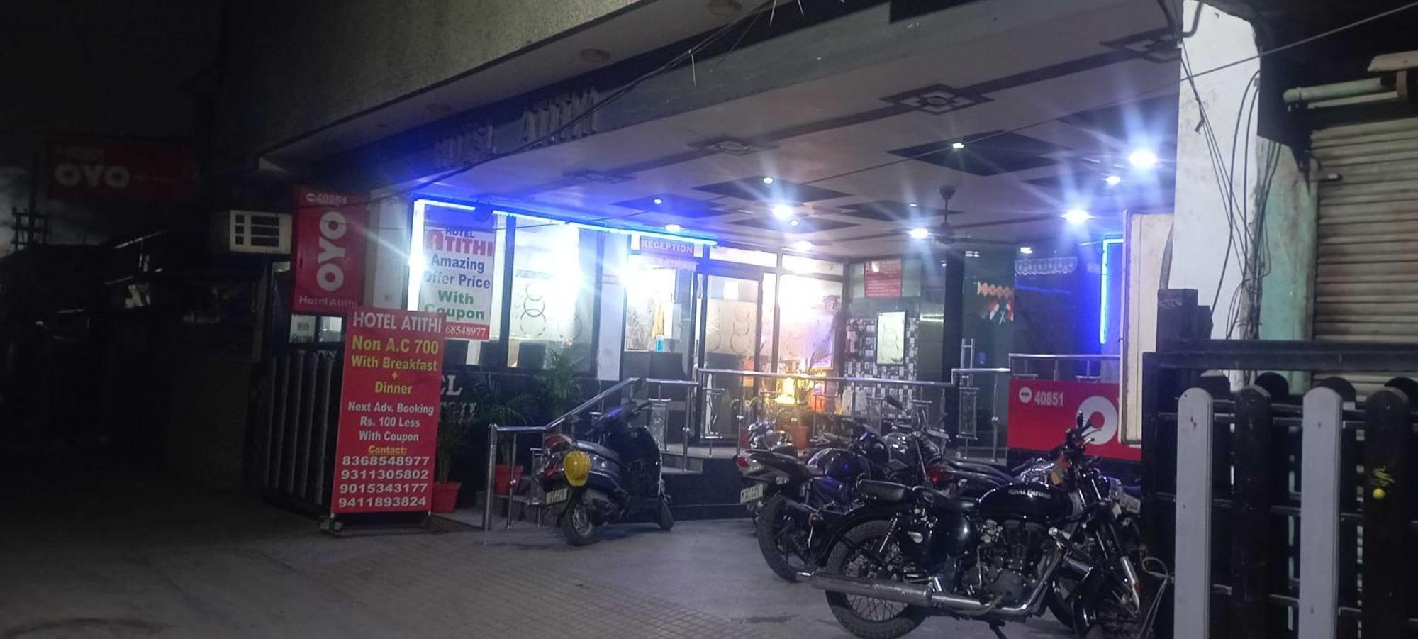 Super Hotel O Athithi Ghaziabad Esterno foto