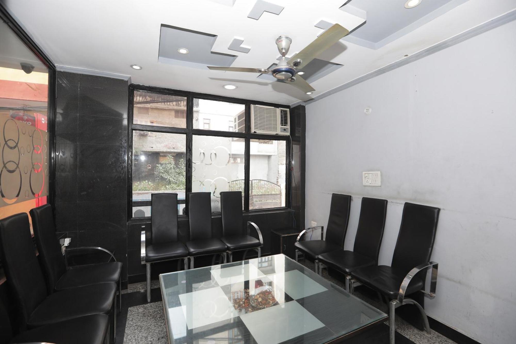 Super Hotel O Athithi Ghaziabad Esterno foto