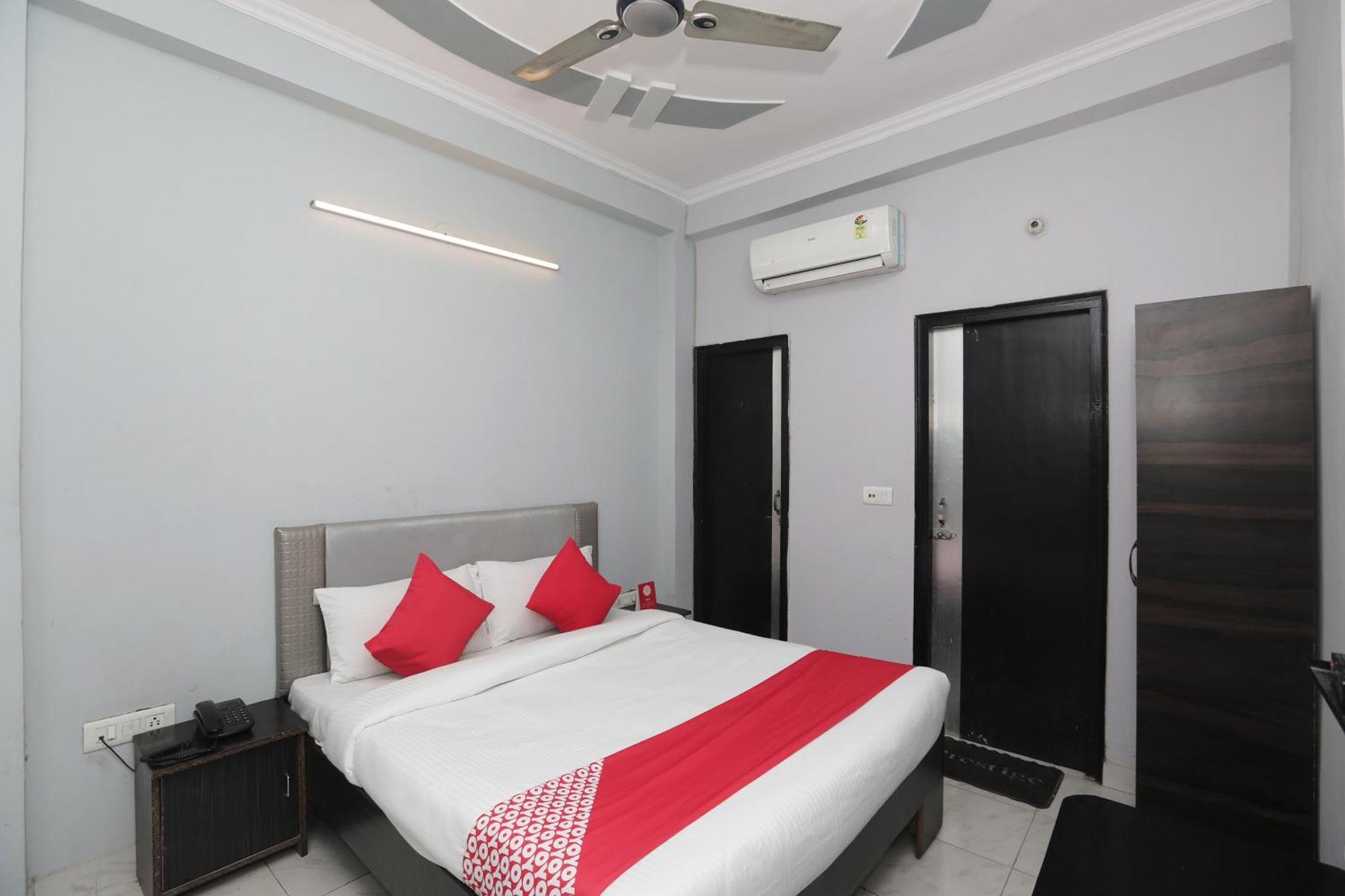 Super Hotel O Athithi Ghaziabad Esterno foto