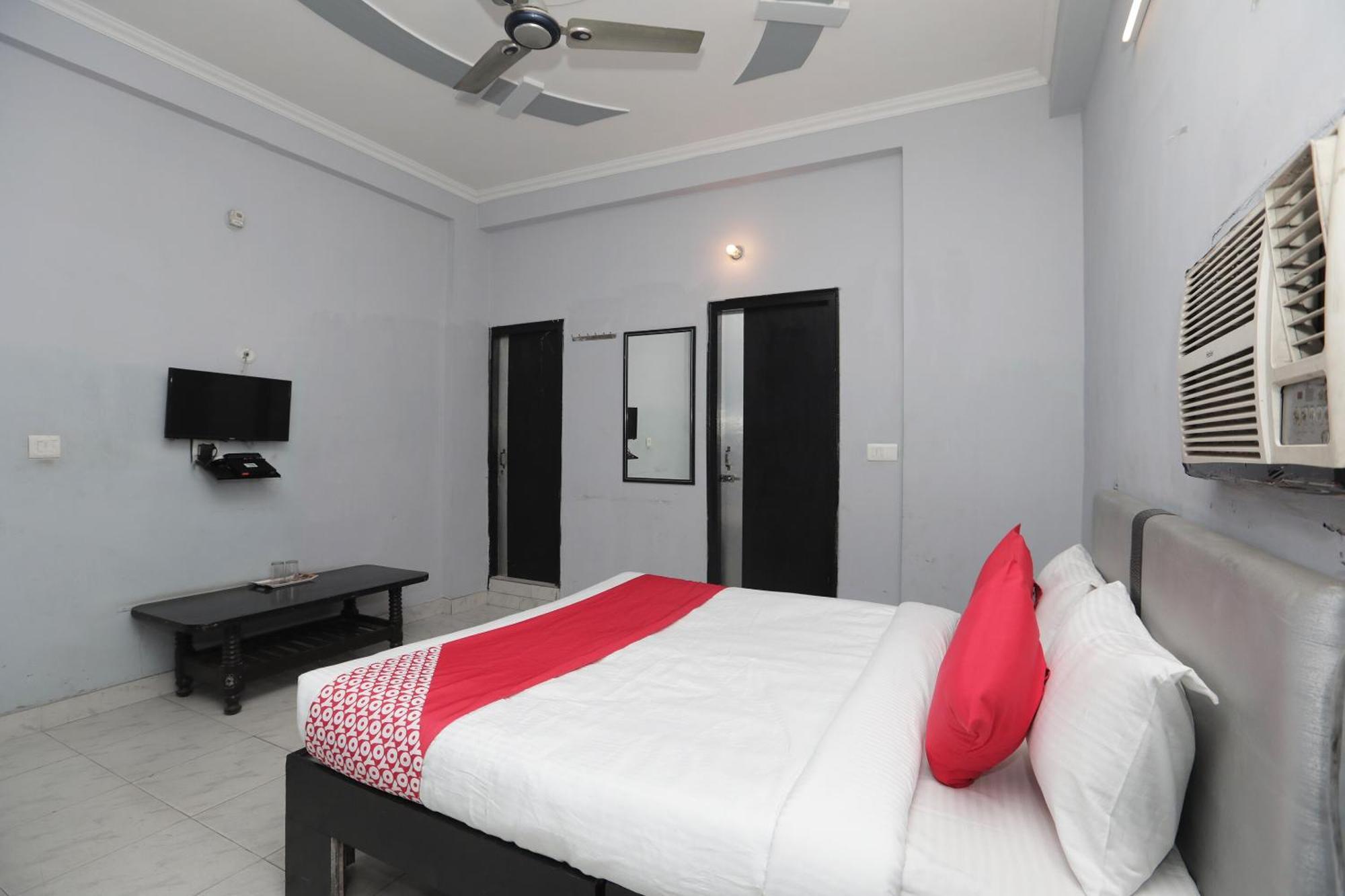Super Hotel O Athithi Ghaziabad Esterno foto
